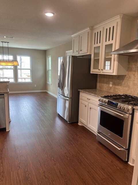 Photo - 411 Resort Dr