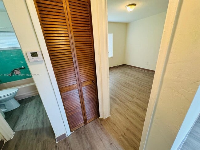 Photo - 2900 W Flagler St Unidad 8