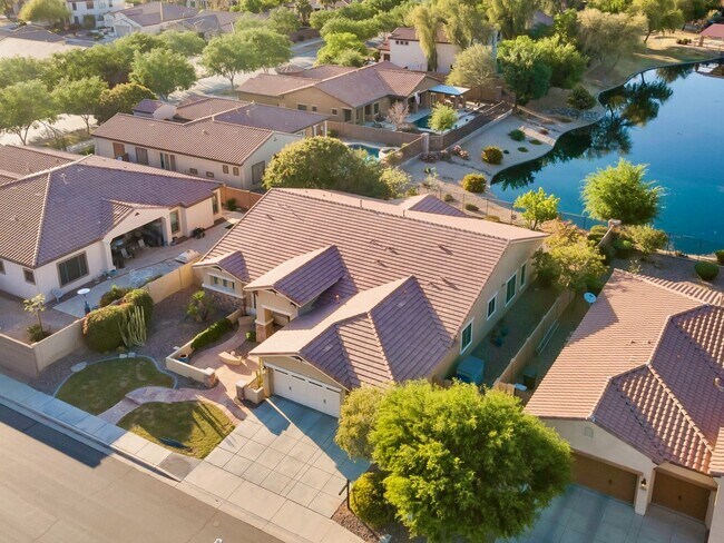 Photo - 3750 E SAWTOOTH DR