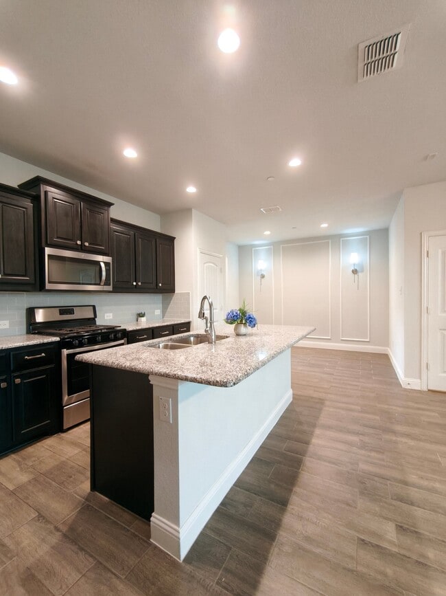 Photo - 6825 St Andrews Dr