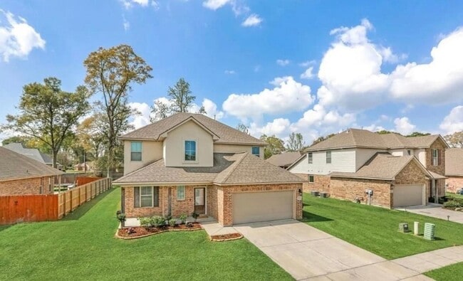 Building Photo - 39394 Legacy Lake Dr