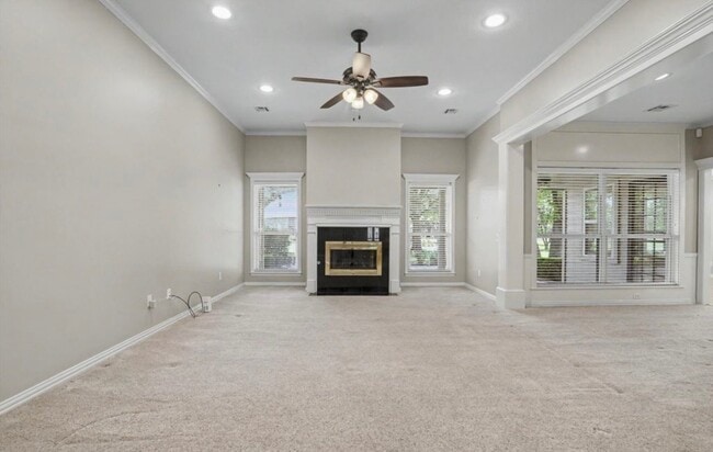 Photo - 412 N Forest Ridge Blvd