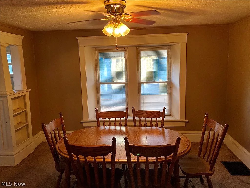 Photo - 1494 Preston Ave