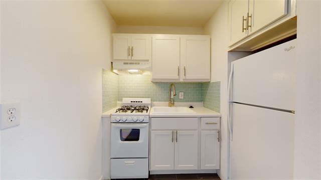 Photo - 2405 Abrams Rd Unidad S1