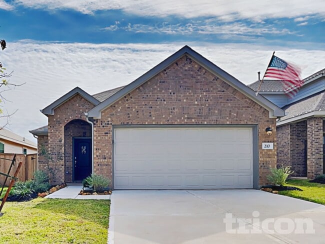 Photo - 210 Pine cavern dr