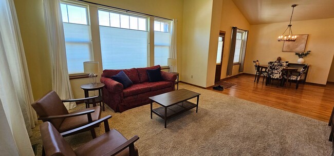 Photo - Beautiful 3 Bed 2 Bath One-Level Home Available in Quiet Neighborhood