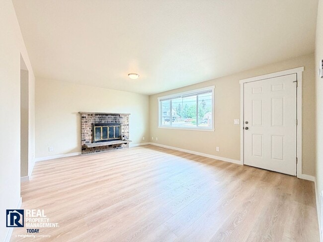 11104 Ainsworth Ave S Unit 11104