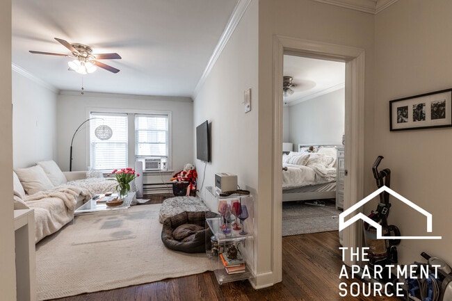 Photo - 2151 N Fremont St Unidad 2