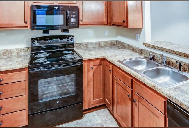 Photo - 708 Academy Dr Unit Apt 16