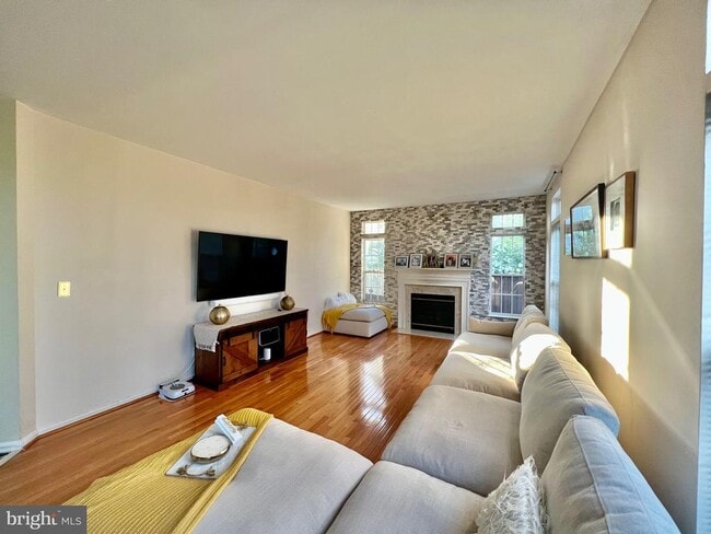 Photo - 15000 Onan Ct