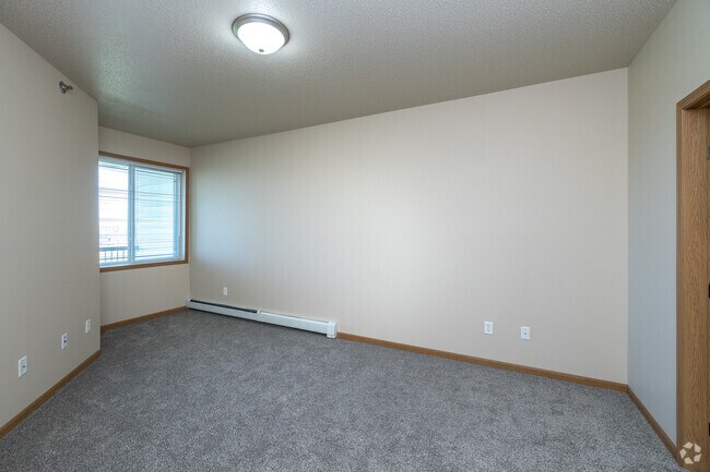 1BR, 1BA - 869SF - Bedroom