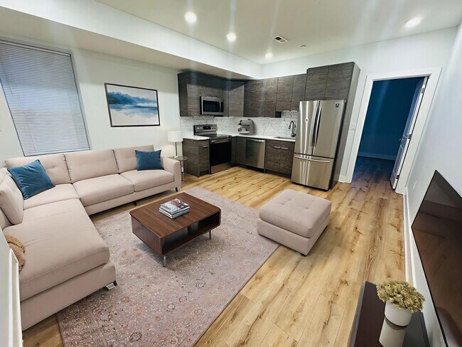 Building Photo - 4242 W Girard Ave Unit 2