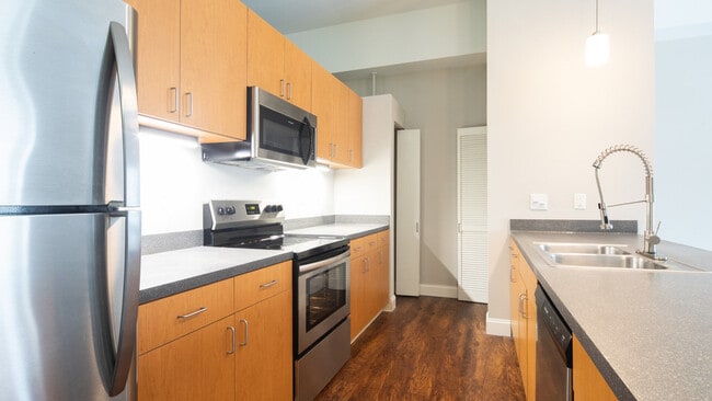 Photo - Metro On Granby Apartments