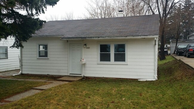 Building Photo - AFFORDABLE 2BR SINGLE FAMILY HOME, HARD SU...