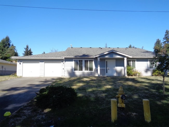 Building Photo - 2409 Farrell Dr