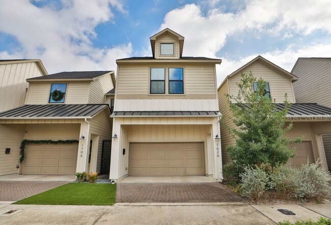 Building Photo - 1626 Northwood St