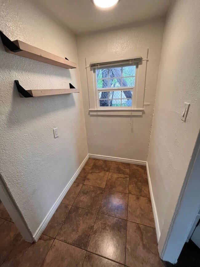 1306 W Sunset Blvd Unit 1310