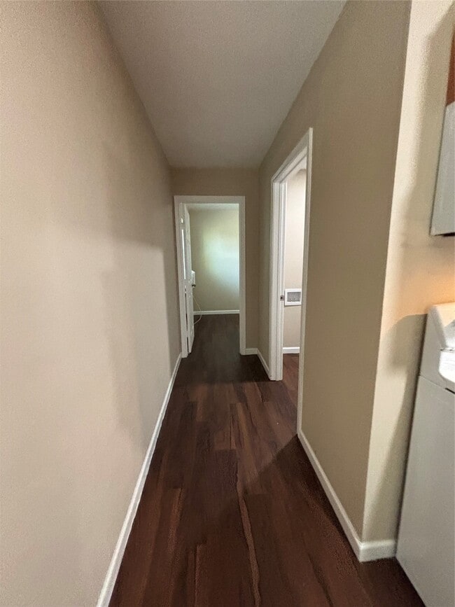 Photo - 17109 River Rd