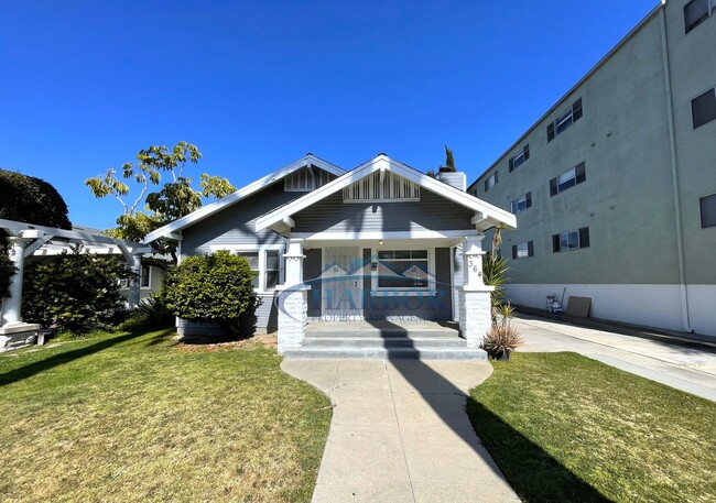 Beautiful 3-Bedroom Home with Spacious Liv... - Beautiful 3-Bedroom Home with Spacious Liv...