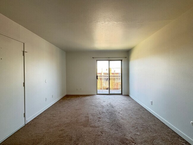 Photo - 1 bedroom, top floor condo!