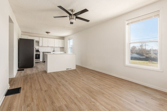 Photo - 1109-1111 Franklin Avenue Unidad 1111