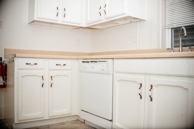 Photo - 204 E High St Unit 102