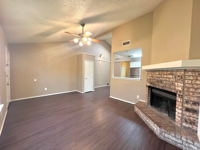 Photo - 5702 Brownfield Dr