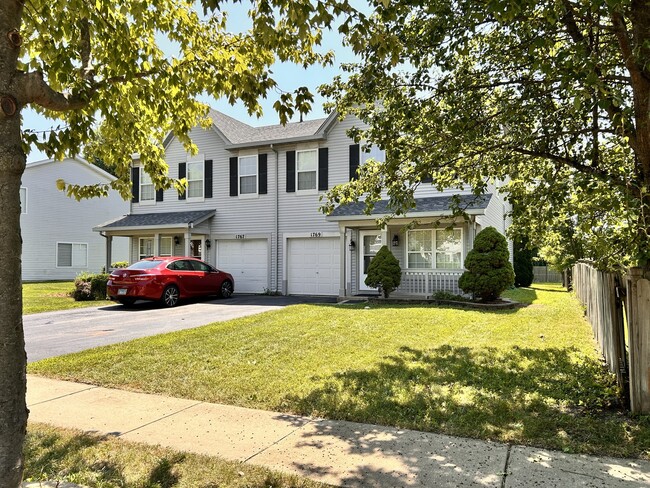 Building Photo - 1769 Rebecca Dr Rental