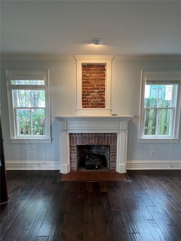 Photo - 433 SE 7th St