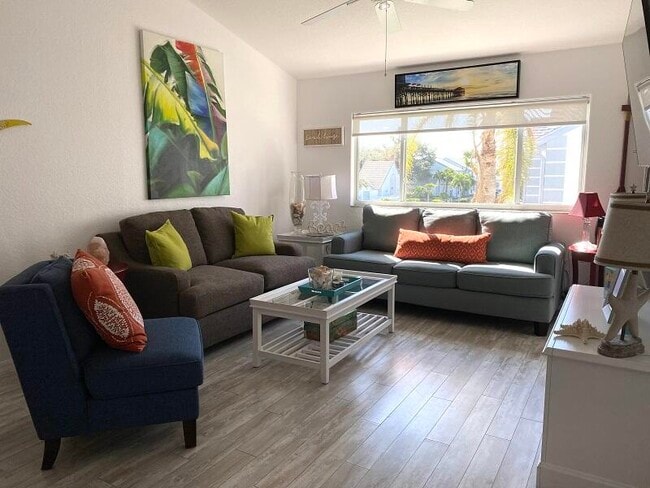 343 Ocean Park Ln Unit V110
