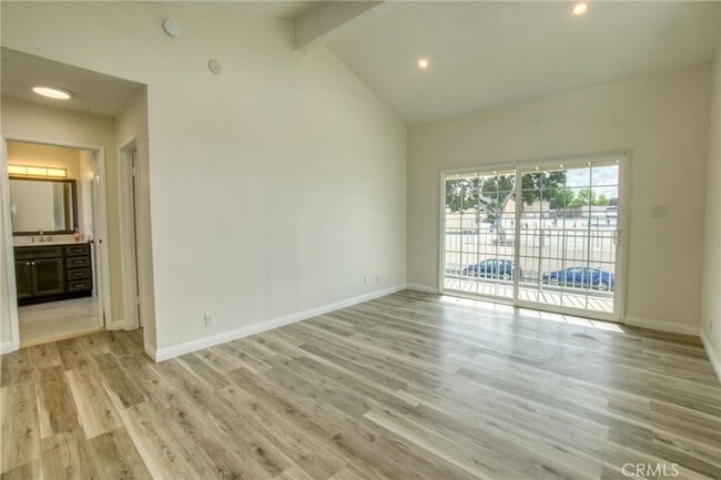 Photo - 24220 Censor Ave Unit A