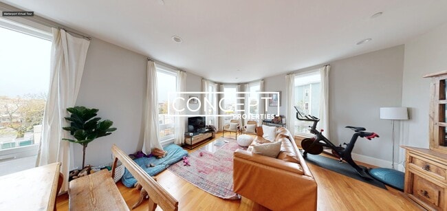 Building Photo - 168 Hampshire St Unit 3B