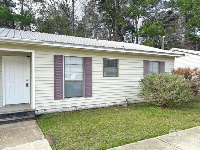 Building Photo - 6415 Schoel Ln Rental