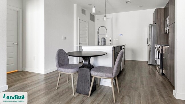 Photo - 7106 Culebra Commons Unidad 5304.1409076