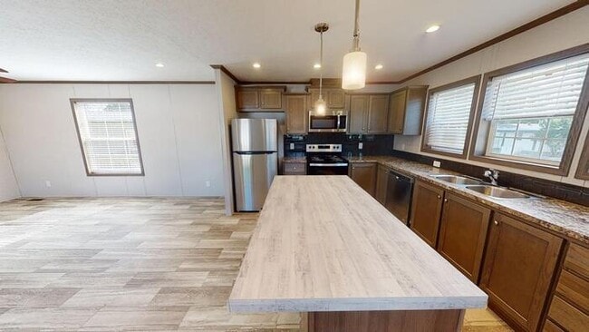 Photo - 111 American Ave