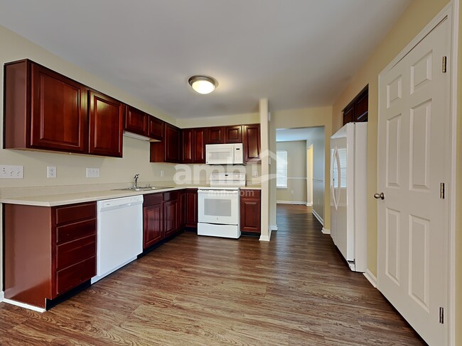 Photo - 1081 Riverwalk Ct