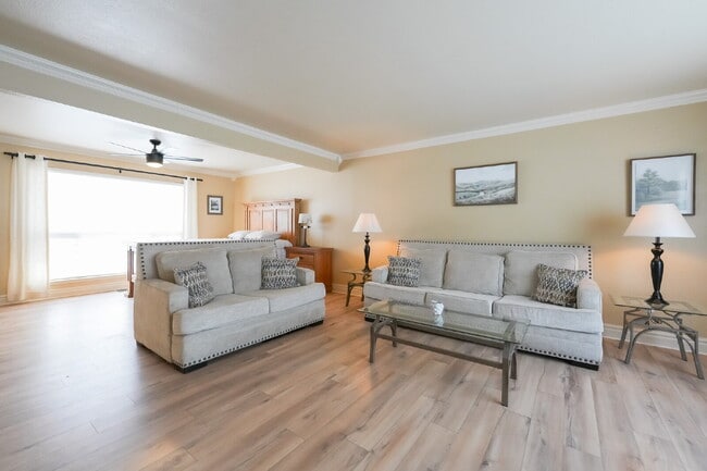 Photo - Private Room for Rent with Garage Access - Bedroom 1