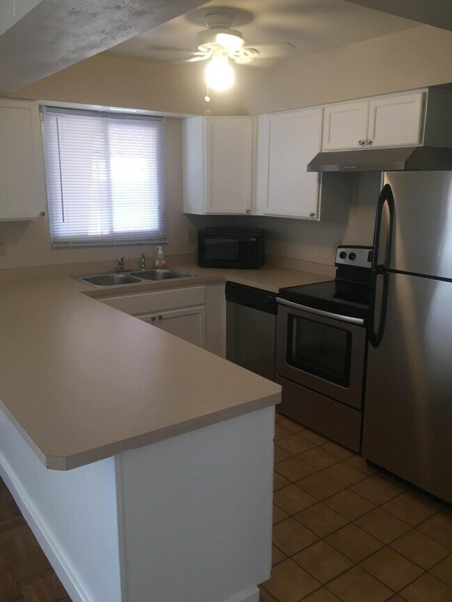 Photo - 1234 E Riviera Dr