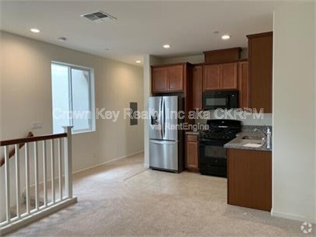 Building Photo - 473 Albertina Ave Unit Casita Rental