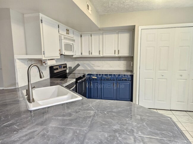 Photo - 8184 McGuire Dr