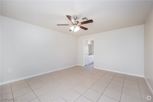 Building Photo - 5021 Benton St Rental