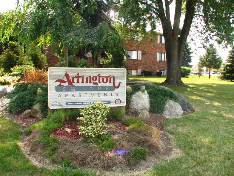 Arlington Square Apartments For Rent in Elyria, OH