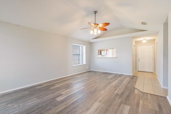 Photo - 2957 Oak Ridge Ct
