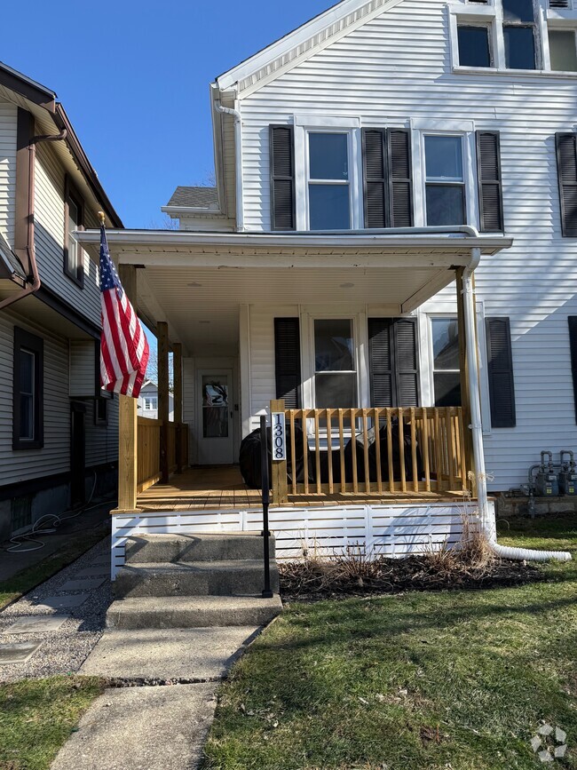 Building Photo - 1308 Carlisle Ave Rental