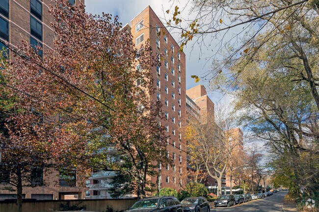 Photo - The Riveredge