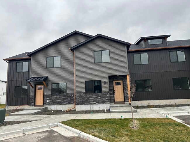 Photo - 3780 Philbin Rd Unidad 32