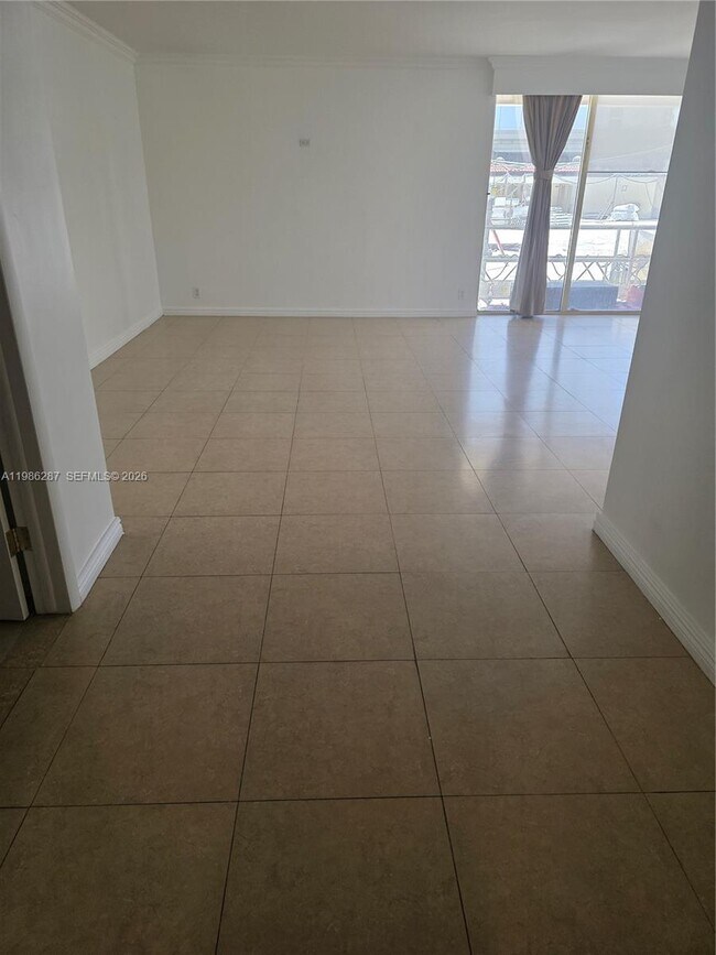 19355 Turnberry Way Unit 2E