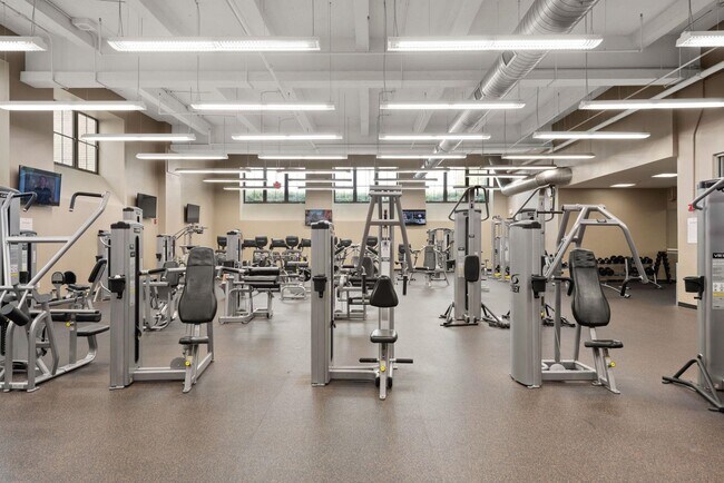 Photo - 20 Beacon Way Unidad H-801