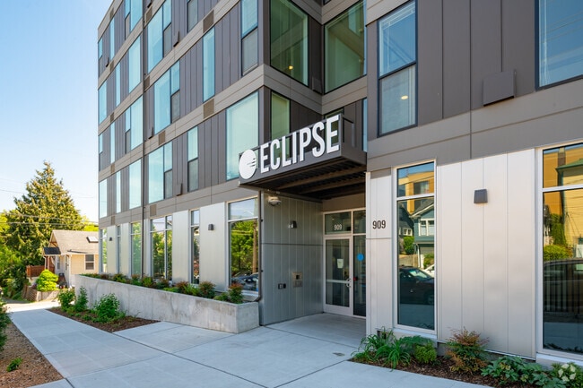 Eclipse Fremont Apartments