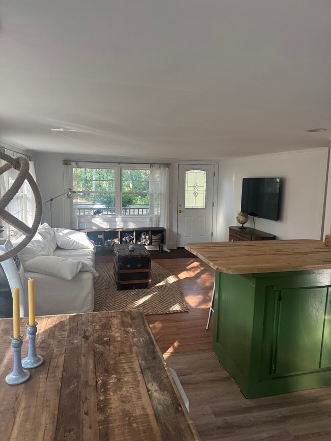 Photo - 3 Sylvan Cir Unit 1